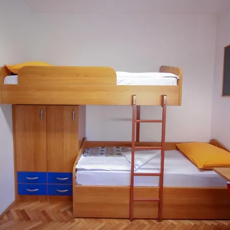 Hostel Dijaski Dom Bezigrad Lublaň