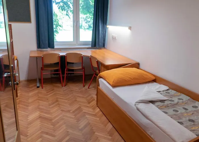 ホステル Dijaski Dom Bezigrad リュブリャナ