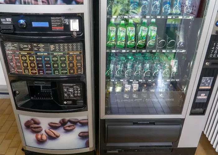 Hostel Dijaski Dom Bezigrad Λιουμπλιάνα