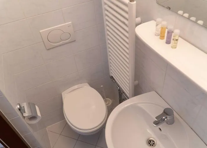 Hostel Dijaski Dom Bezigrad Λιουμπλιάνα